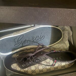 Gucci Men's Beige and Brown GG Canvas Sneakers